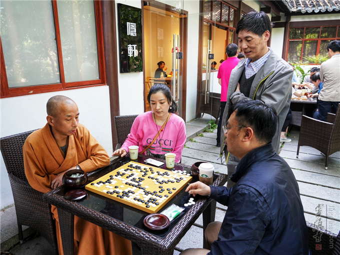 西湖坐隐&nbsp;慧智莲心——忻州佛教围棋交流中心在隐轩开设围棋公开课