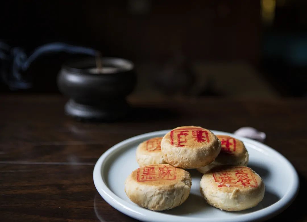 素食｜正好清明连谷雨，一杯香茗坐其间