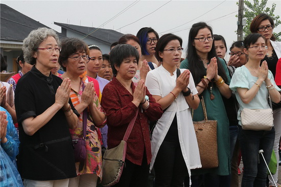 践行慈悲平等&nbsp;救拔众生苦难&nbsp;翰林寺举行放生法会