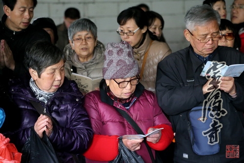 佛出家日&nbsp;翰林寺举行放生活动为昆明暴恐事件伤亡同胞祈福超度